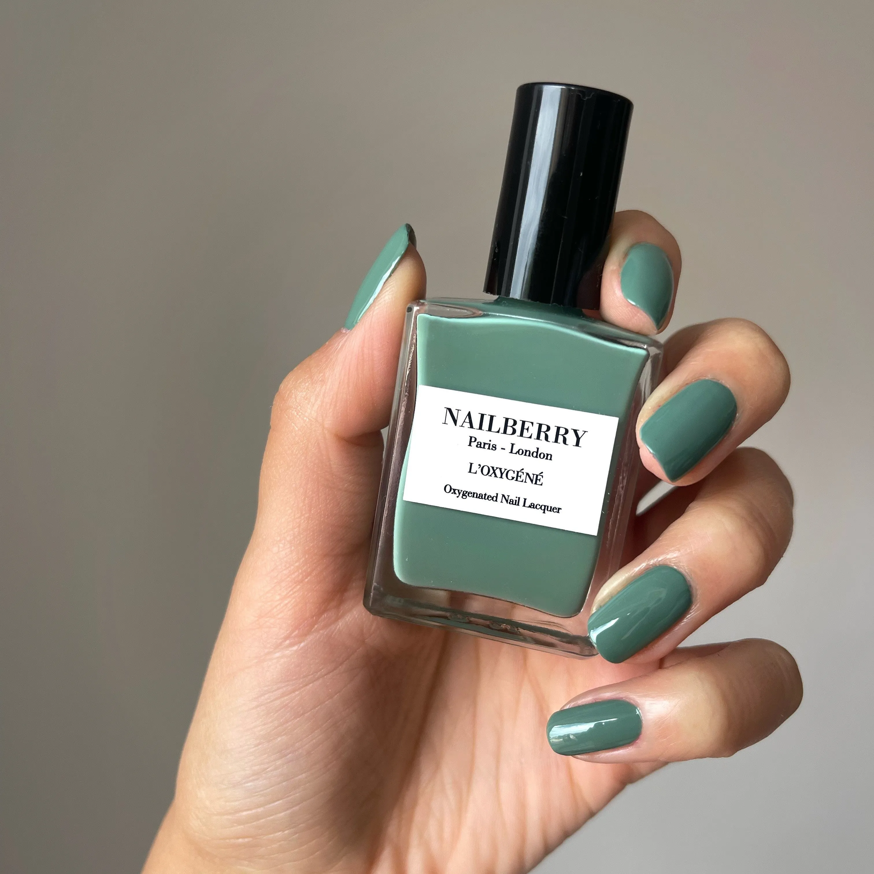 NAILBERRY - Mint